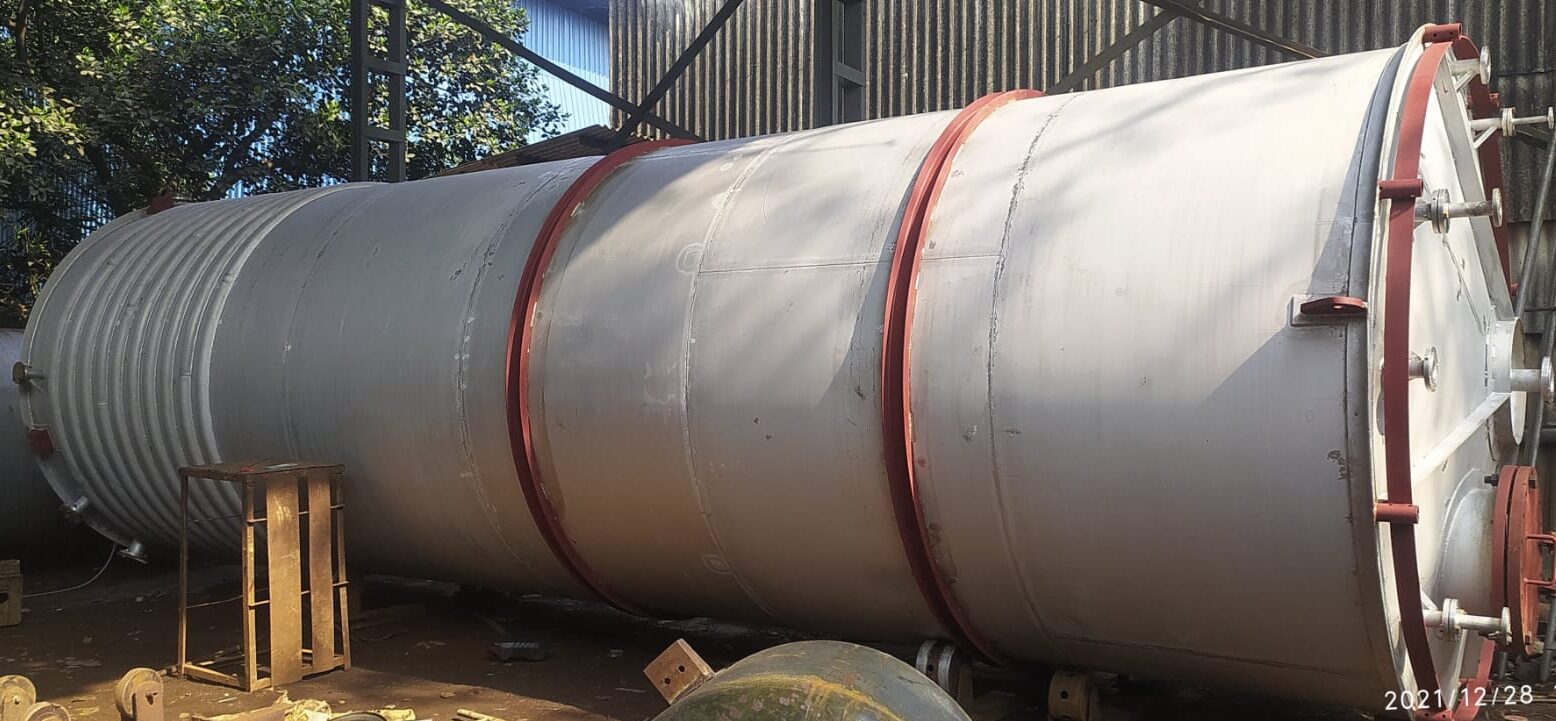 SS 304 50 KL limpted storage tank